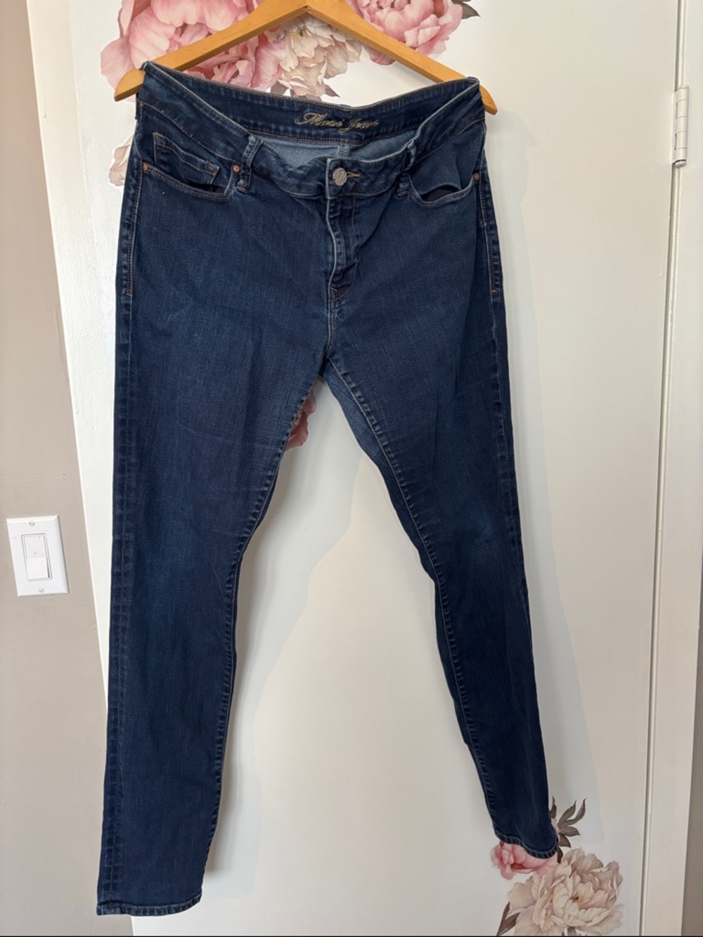 Dark Wash Women’s Jeans - Classic Slim Fit